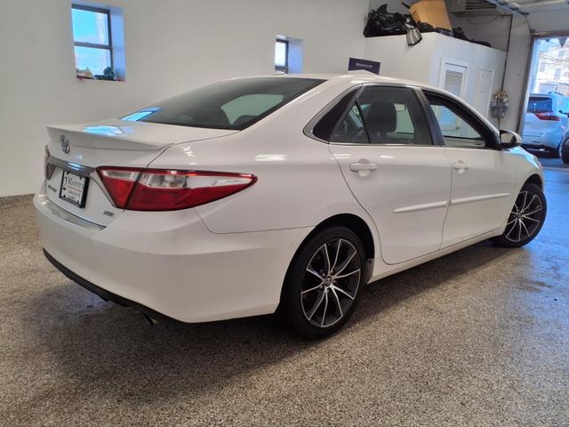 2016 Toyota Camry XSE