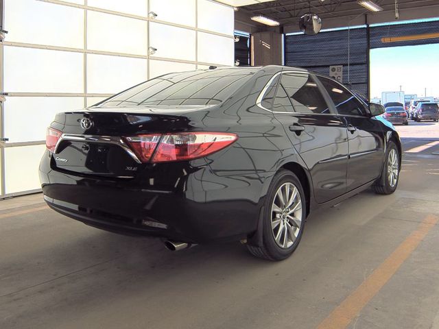 2016 Toyota Camry XLE