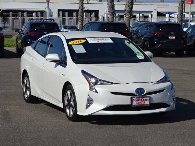 2016 Toyota Prius 