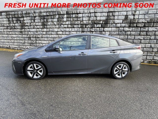 2016 Toyota Prius Three Touring