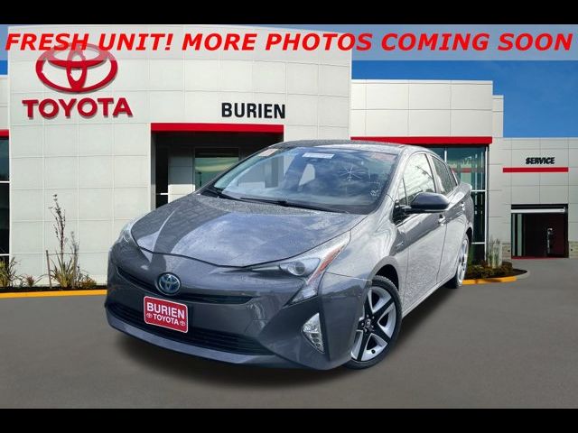 2016 Toyota Prius Three Touring