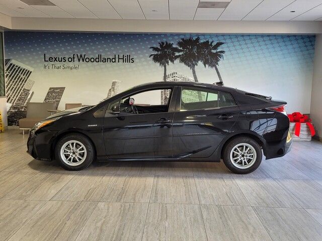 2016 Toyota Prius Two