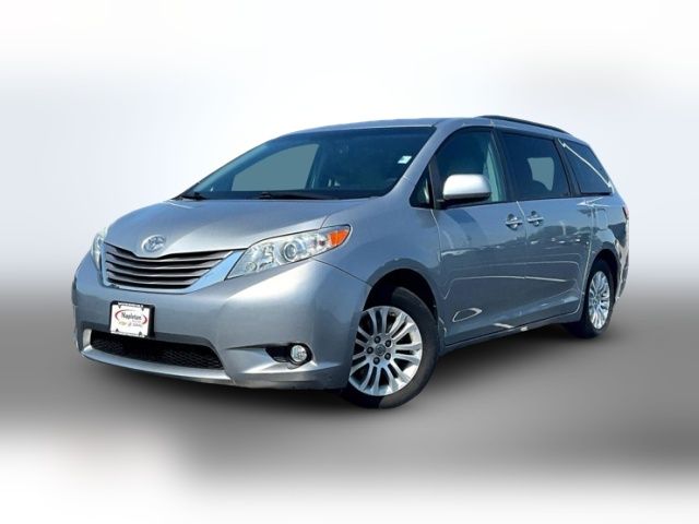 2016 Toyota Sienna XLE