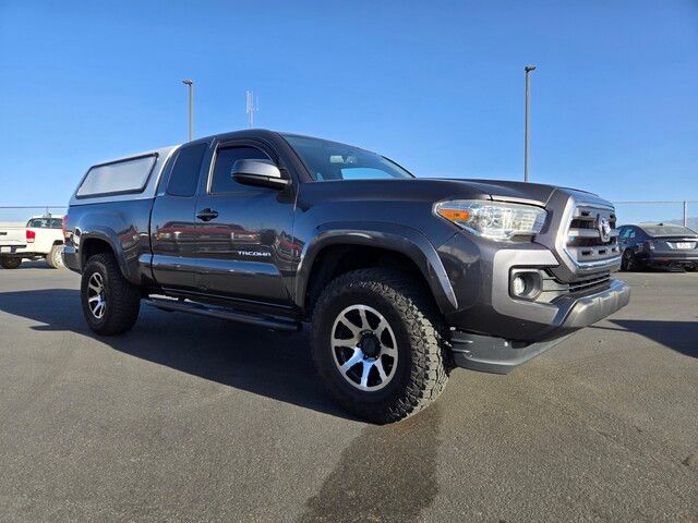 2016 Toyota Tacoma SR5