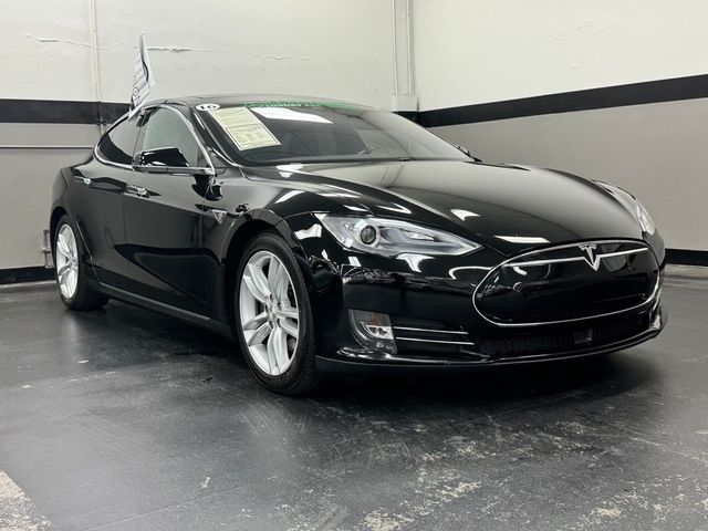 2016 Tesla Model S 70D