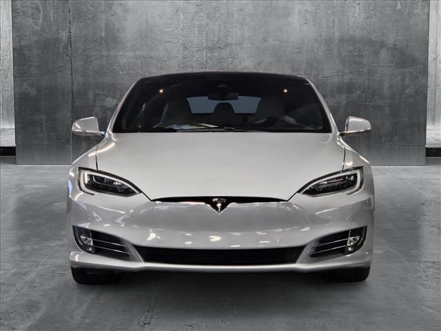 2016 Tesla Model S 70D