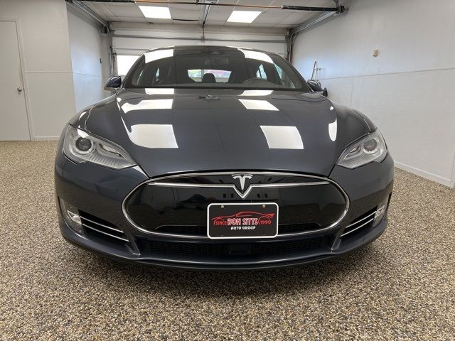 2016 Tesla Model S 90D