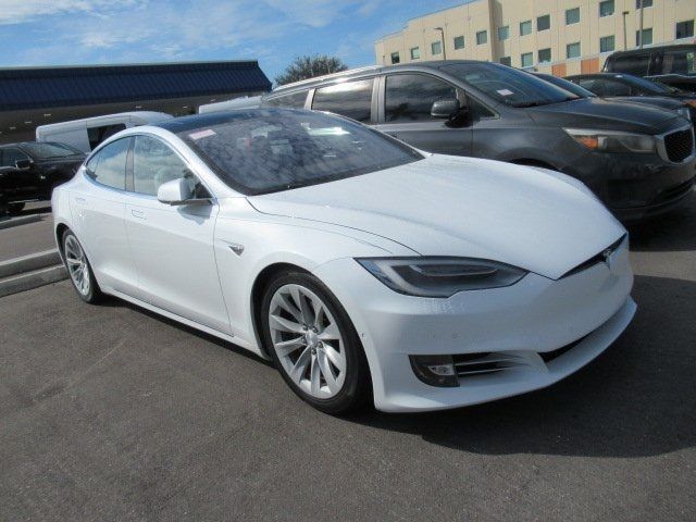 2016 Tesla Model S 90D