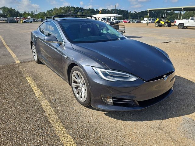 2016 Tesla Model S 90D