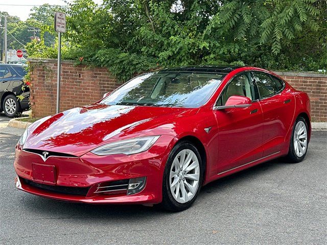 2016 Tesla Model S 90D