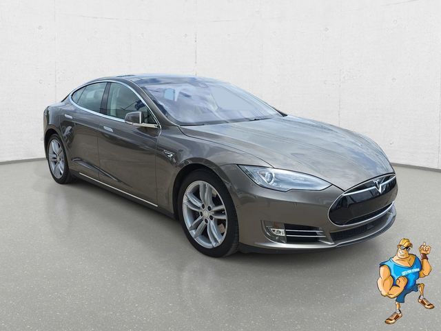2016 Tesla Model S 90D