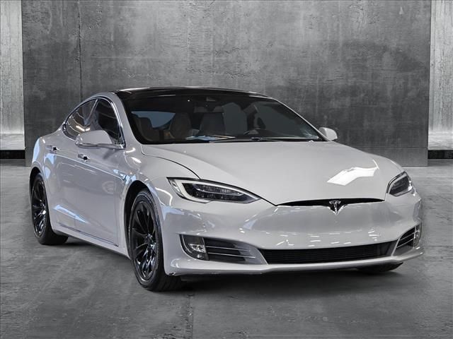 2016 Tesla Model S 90D