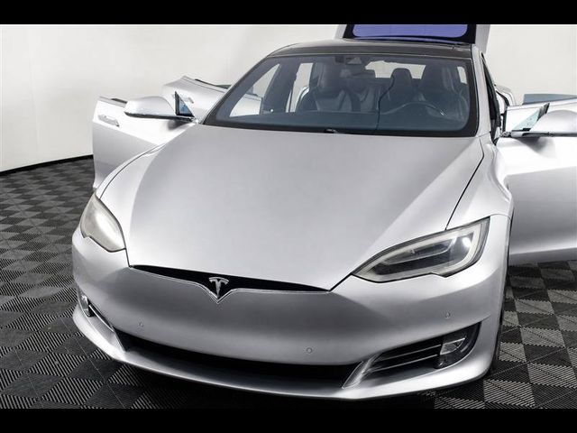 2016 Tesla Model S 90D