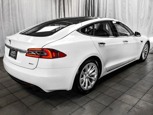 2016 Tesla Model S 90D