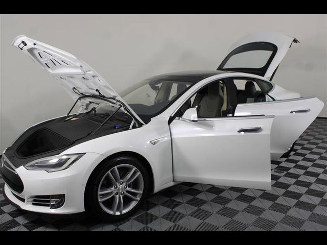 2016 Tesla Model S 90D
