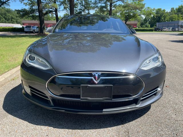 2016 Tesla Model S 90D