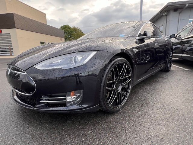 2016 Tesla Model S 90D