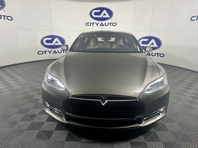 2016 Tesla Model S 70D