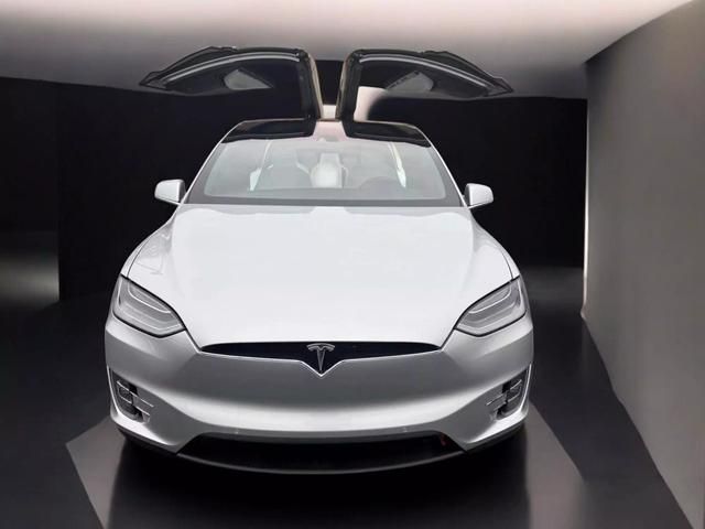 2016 Tesla Model X 90D