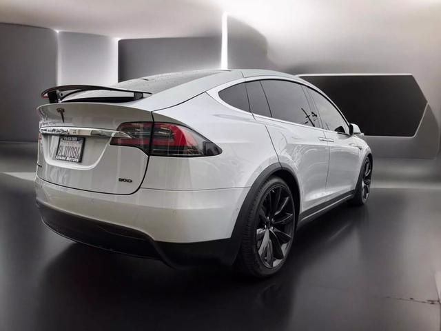 2016 Tesla Model X 90D