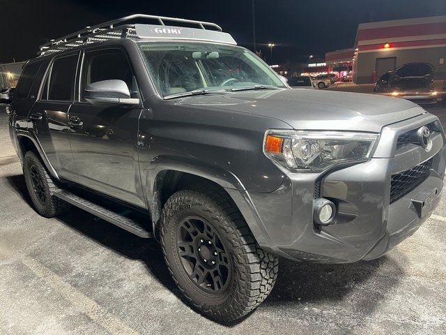 2016 Toyota 4Runner SR5