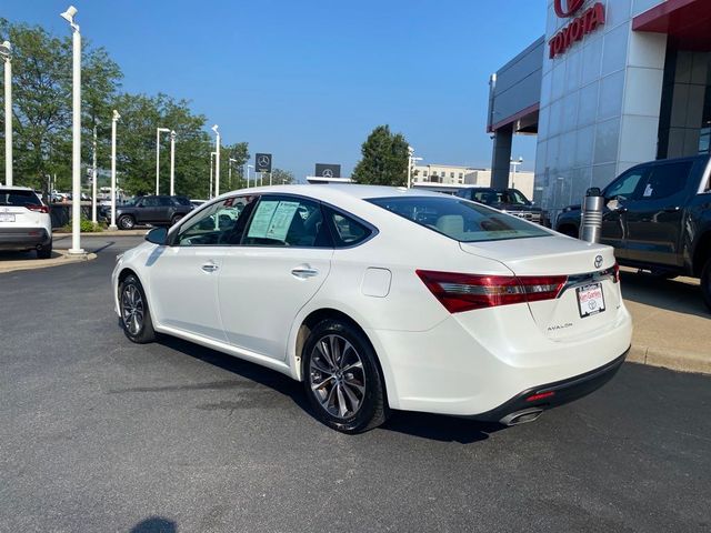 2016 Toyota Avalon XLE