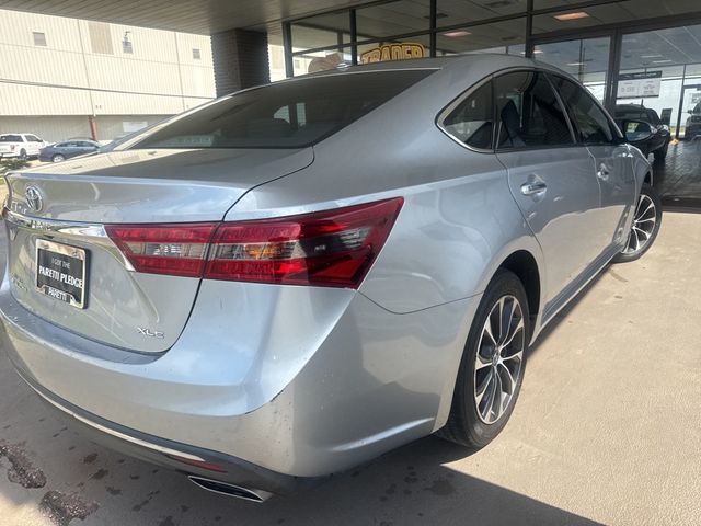 2016 Toyota Avalon XLE