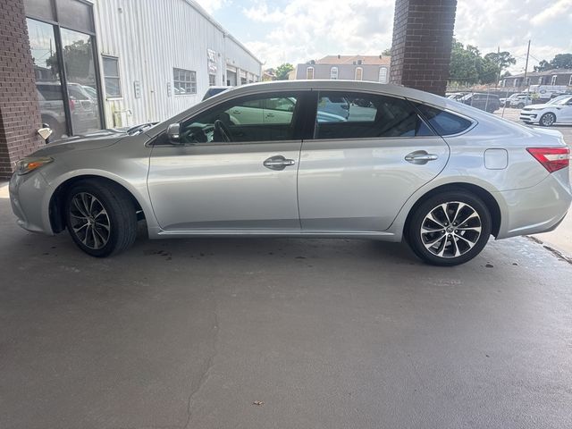 2016 Toyota Avalon XLE