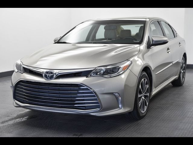 2016 Toyota Avalon XLE