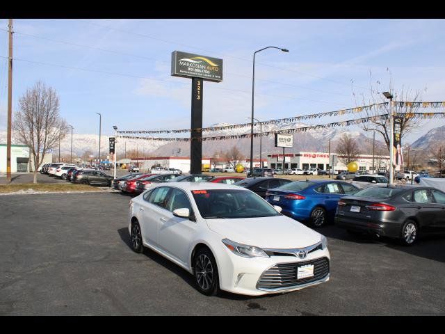 2016 Toyota Avalon 