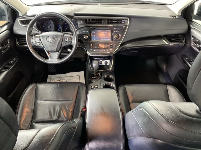 2016 Toyota Avalon XLE