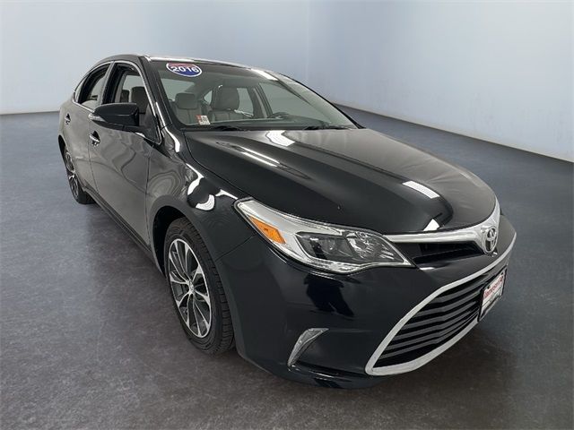 2016 Toyota Avalon XLE