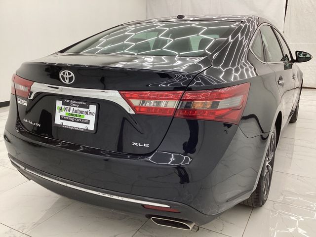 2016 Toyota Avalon XLE