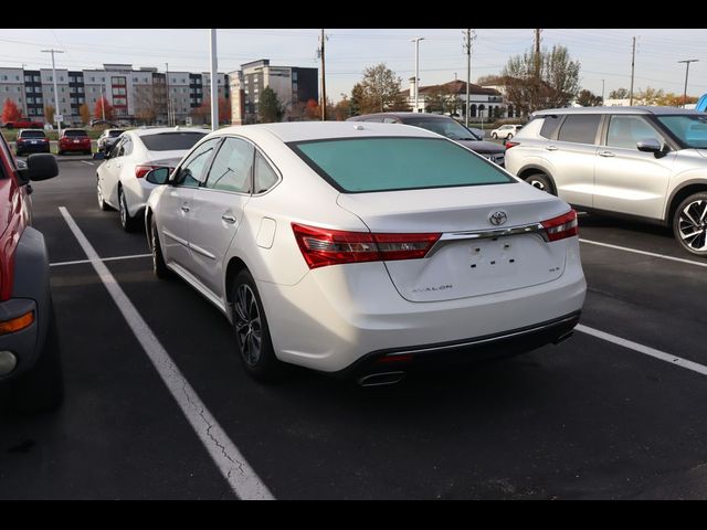 2016 Toyota Avalon XLE