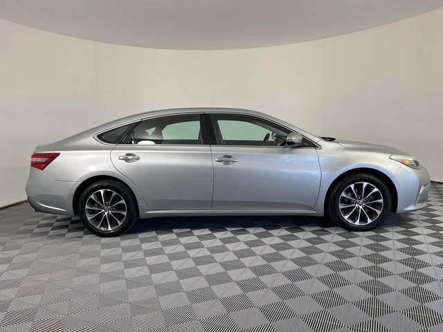 2016 Toyota Avalon XLE