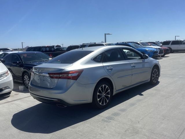 2016 Toyota Avalon XLE