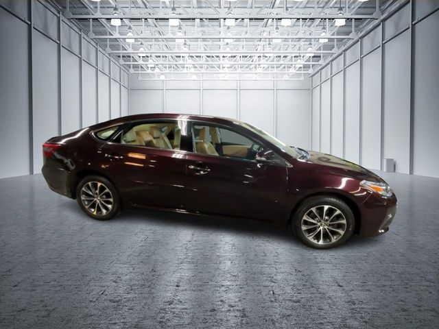 2016 Toyota Avalon XLE