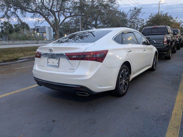 2016 Toyota Avalon 