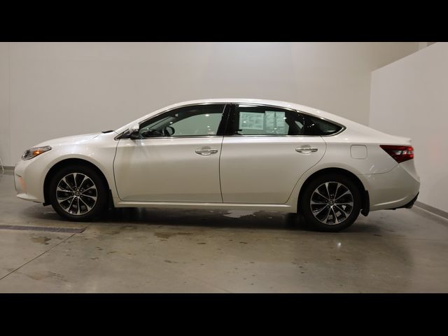 2016 Toyota Avalon XLE Plus