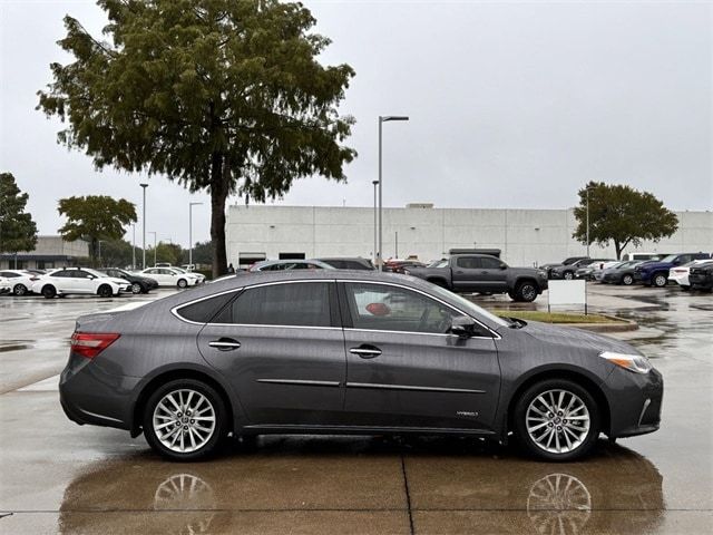 2016 Toyota Avalon Hybrid Limited