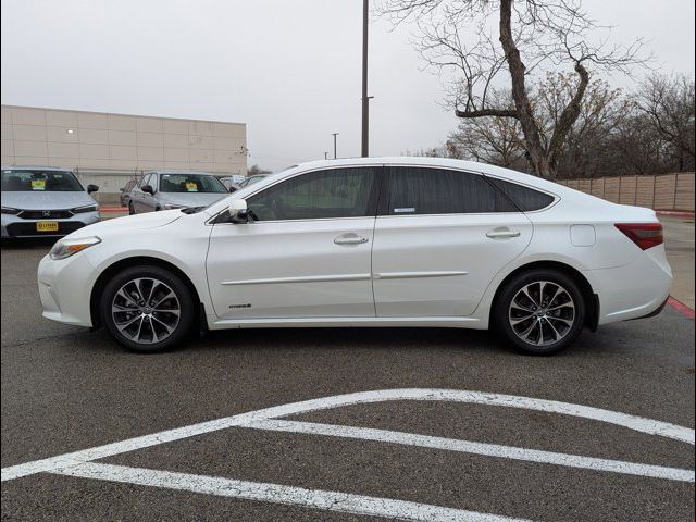 2016 Toyota Avalon Hybrid XLE Plus