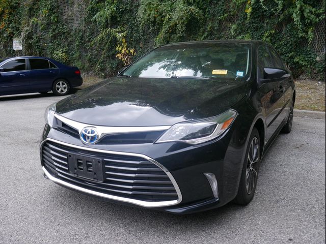 2016 Toyota Avalon Hybrid XLE Plus