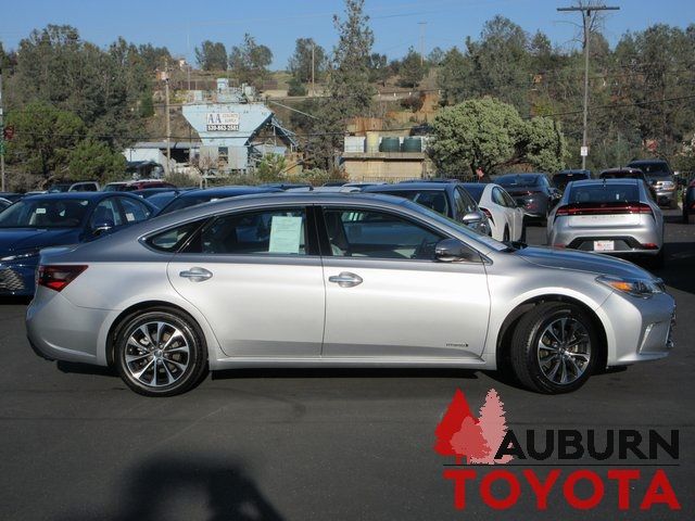 2016 Toyota Avalon Hybrid XLE Premium