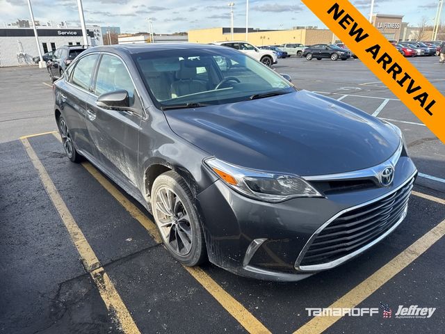 2016 Toyota Avalon Hybrid XLE Premium