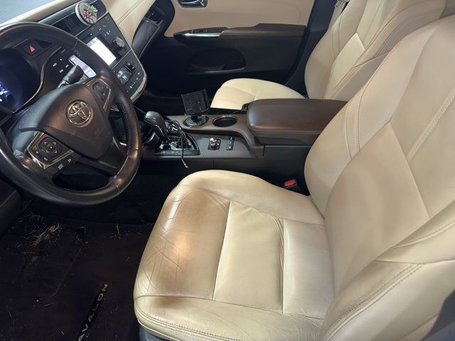 2016 Toyota Avalon Hybrid XLE Premium