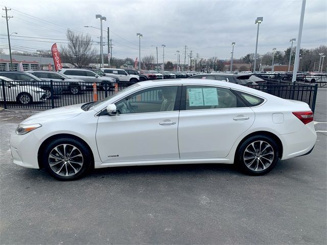 2016 Toyota Avalon Hybrid XLE Premium