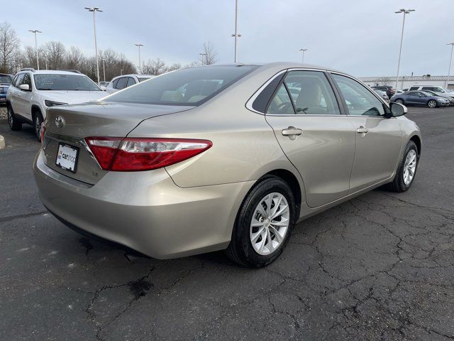 2016 Toyota Camry LE