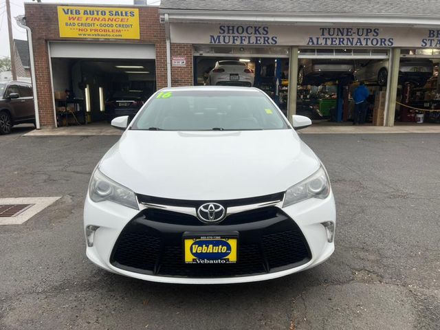 2016 Toyota Camry SE