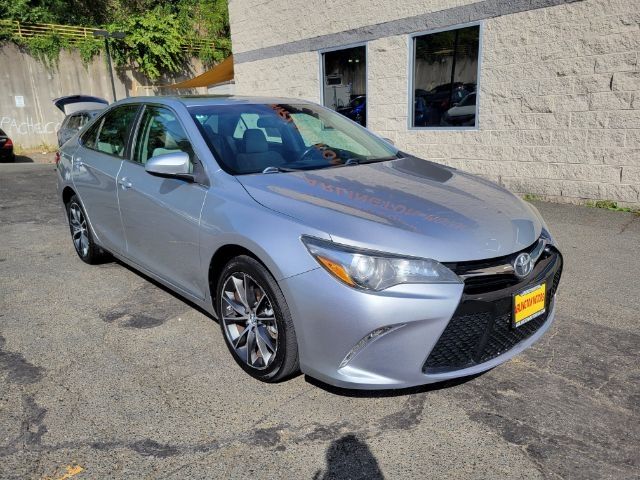 2016 Toyota Camry XLE