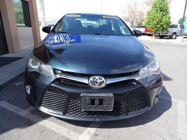 2016 Toyota Camry 